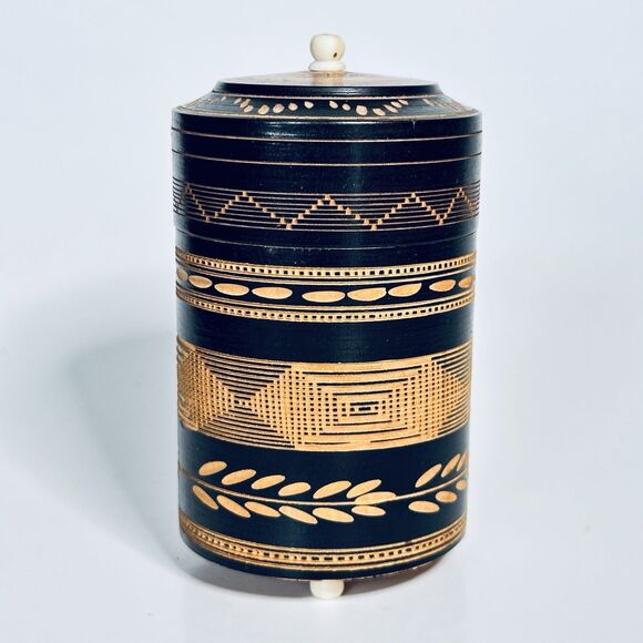 Folk Art Wood Lidded Footed Trinket Box Jar Hand Carved Round Inca Mexico Signed - Picture 7 of 13